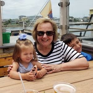 Meet your Posher, Carol